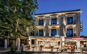 Hotel Rastoni - Helvetia